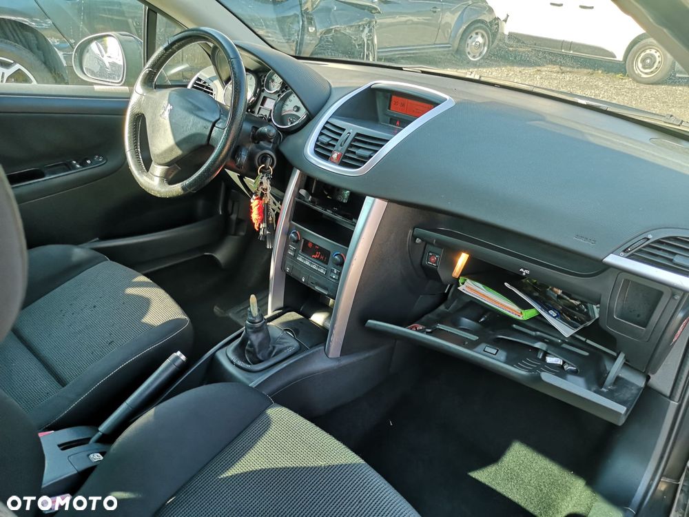 Peugeot 207 CC - 4