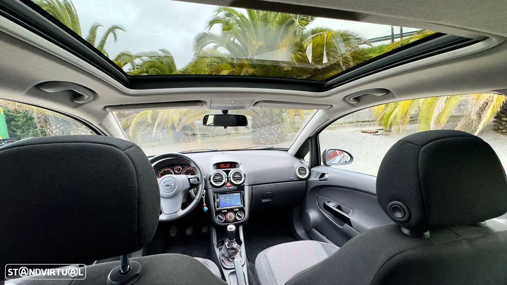 Opel Corsa 1.3 CDTI Black Edition - 11