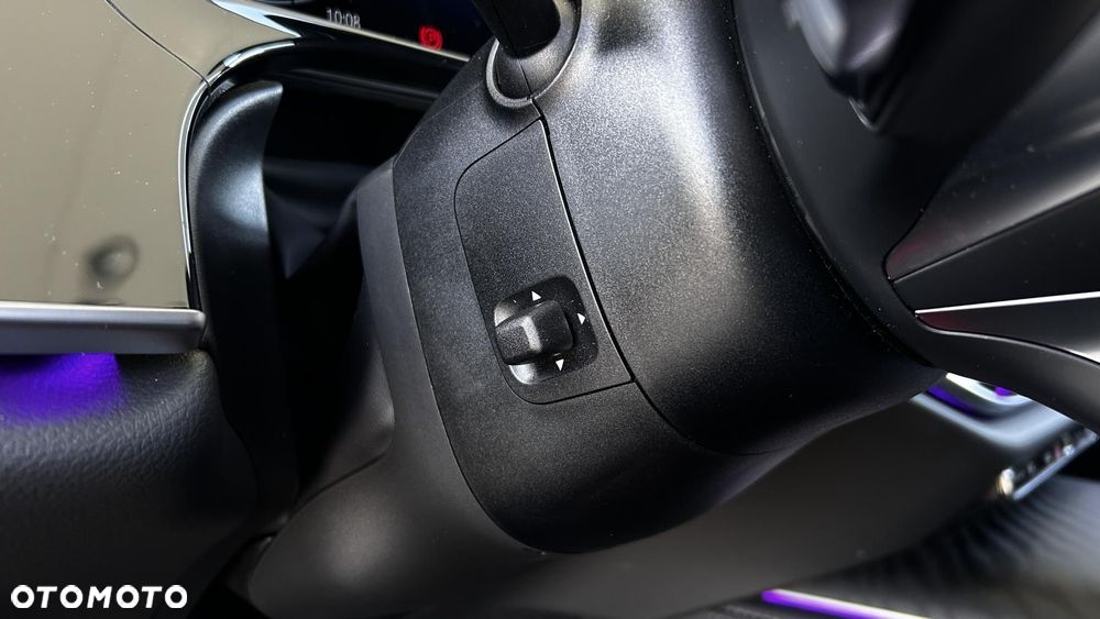 Mercedes-Benz Klasa E - 17