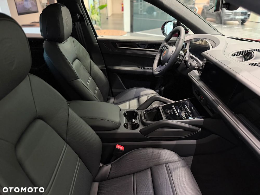 Porsche Cayenne Black Edition - 32