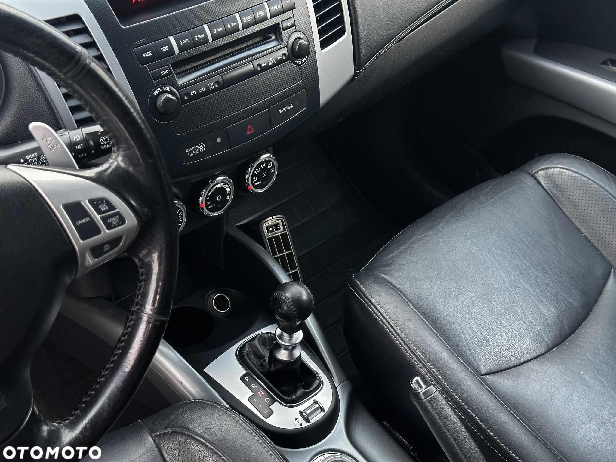 Mitsubishi Outlander 2.2 DI-D 4WD TC-SST Instyle - 18