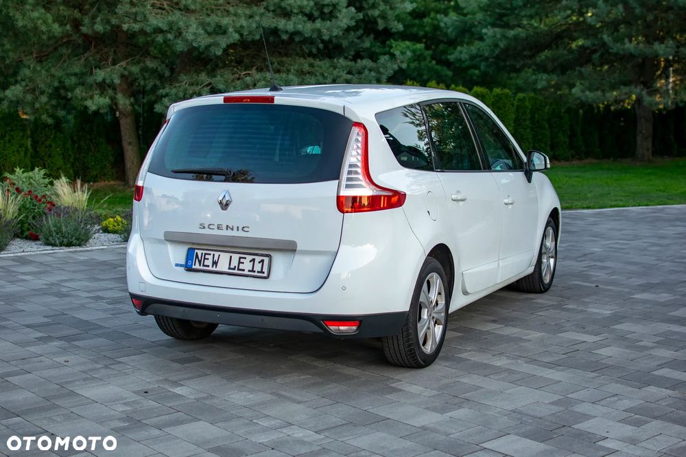 Renault Grand Scenic - 23