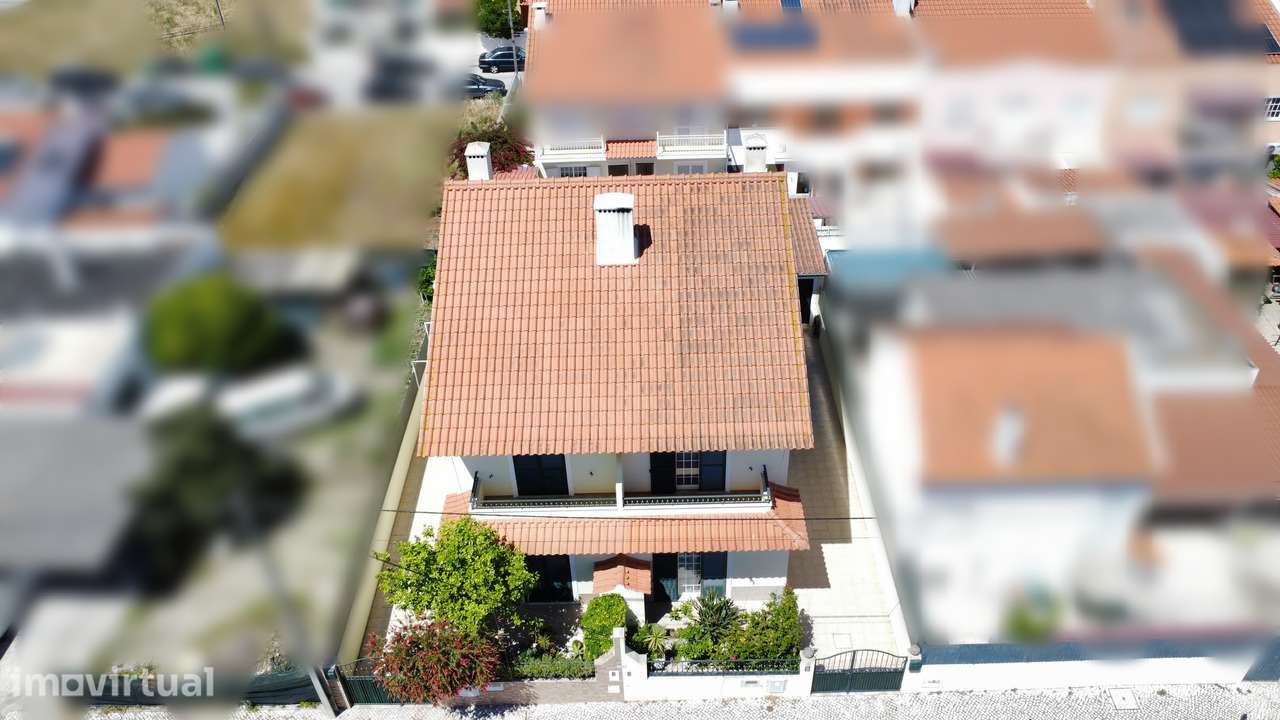 Moradia Geminada T3 com Garagem e Churrasqueira - Grande imagem: 2/28