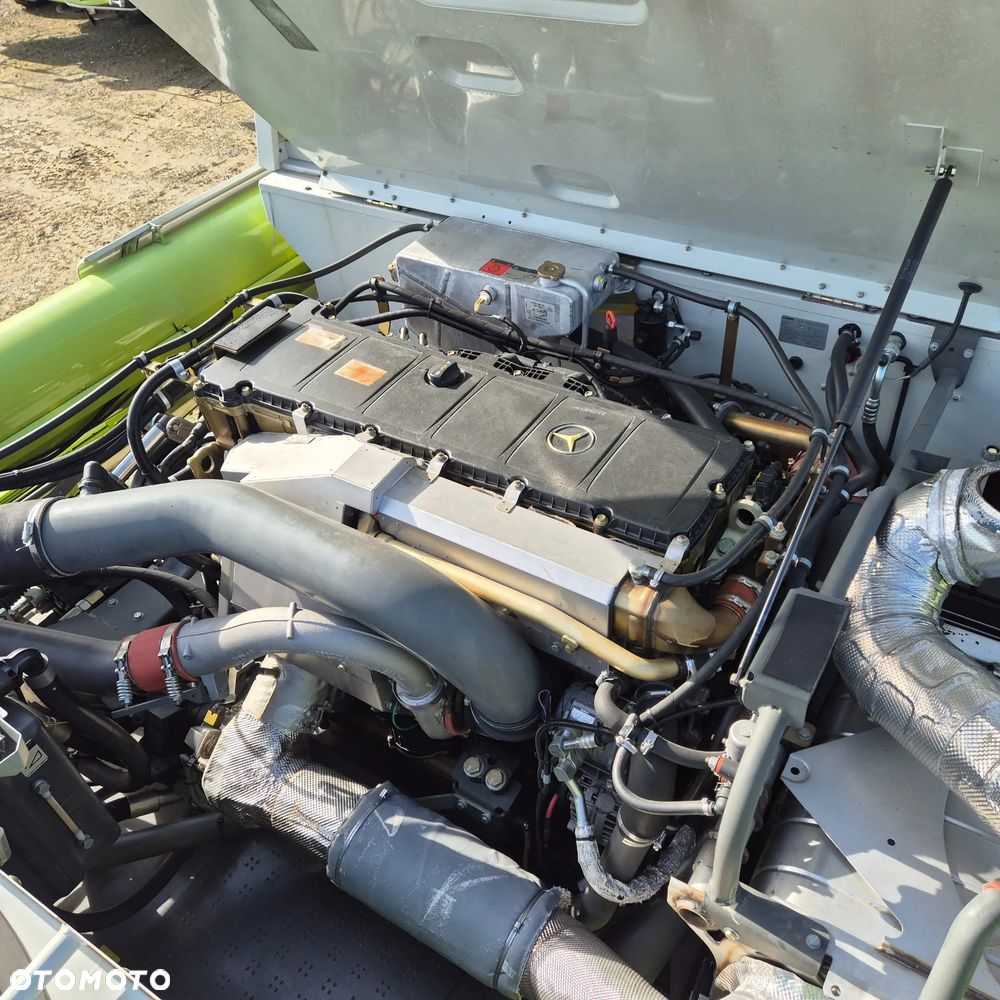Claas Lexion 750TT z hederem - 26
