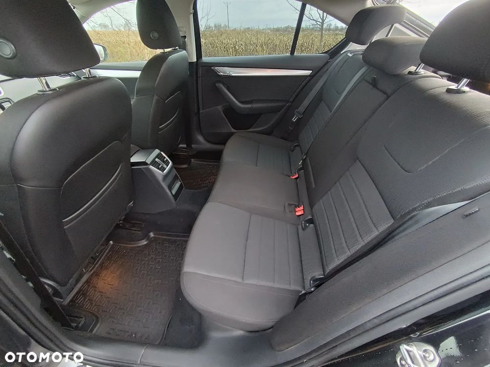 Skoda Octavia 1.4 TSI Style DSG - 17