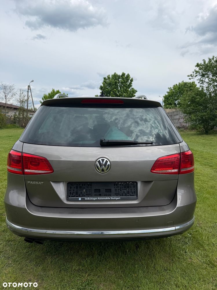 Volkswagen Passat - 7