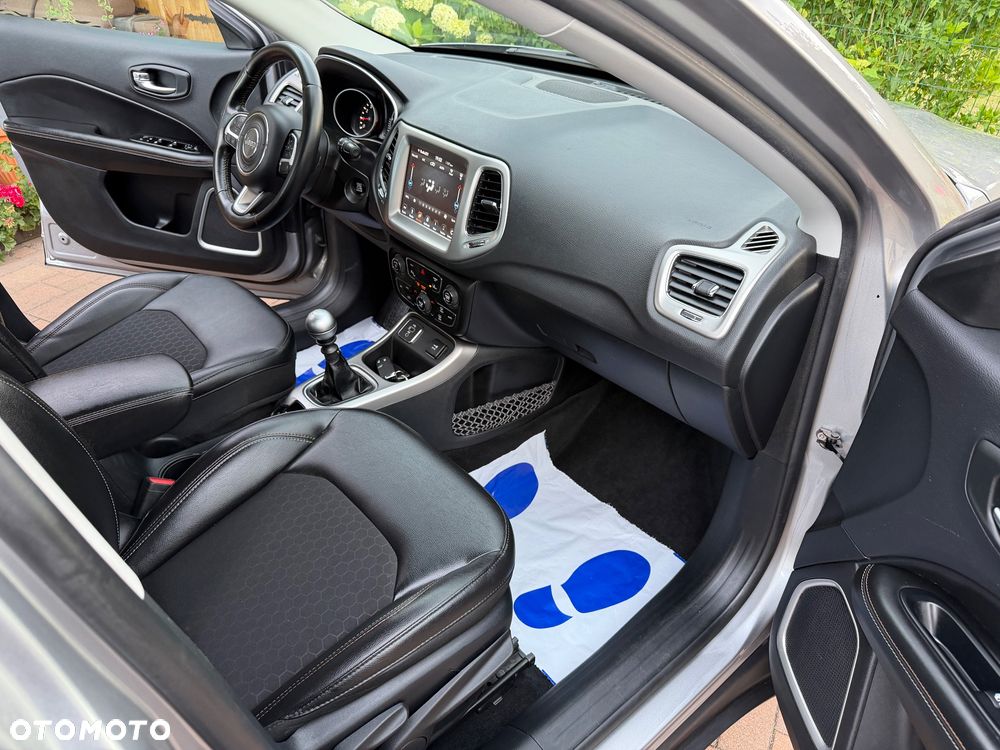 Jeep Compass 1.4 MultiAir Longitude - 27