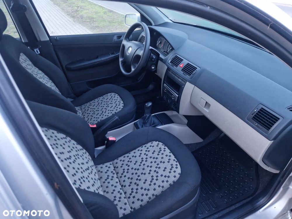 Skoda Fabia 1.4 16V Classic - 10