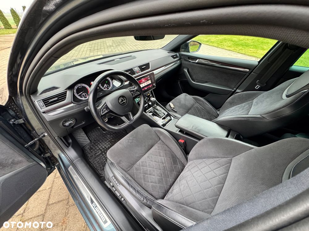 Skoda Superb 2.0 TSI 4x4 Sportline DSG - 15