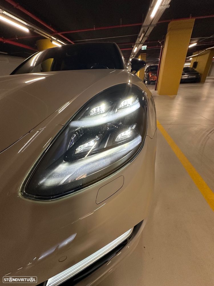 Porsche Panamera - 5
