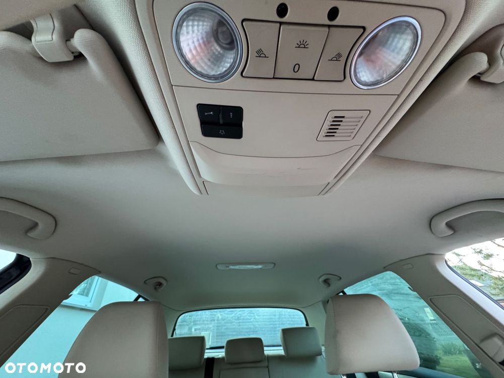 Volkswagen Golf 1.4 TSI Highline DSG - 11