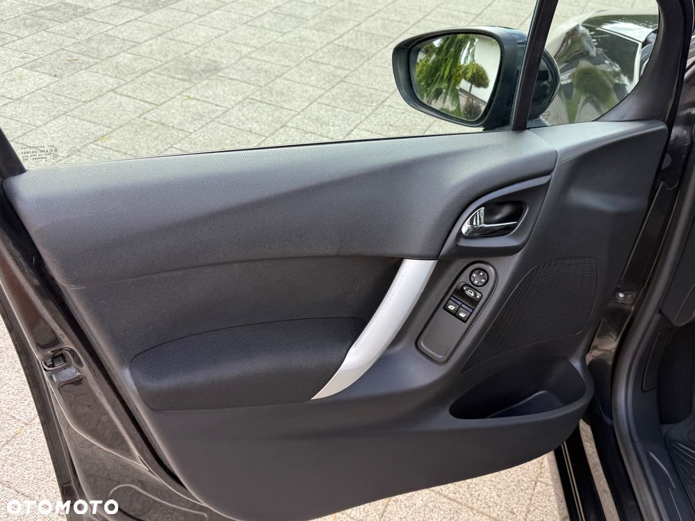 Citroën C3 1.4 Exclusive - 5