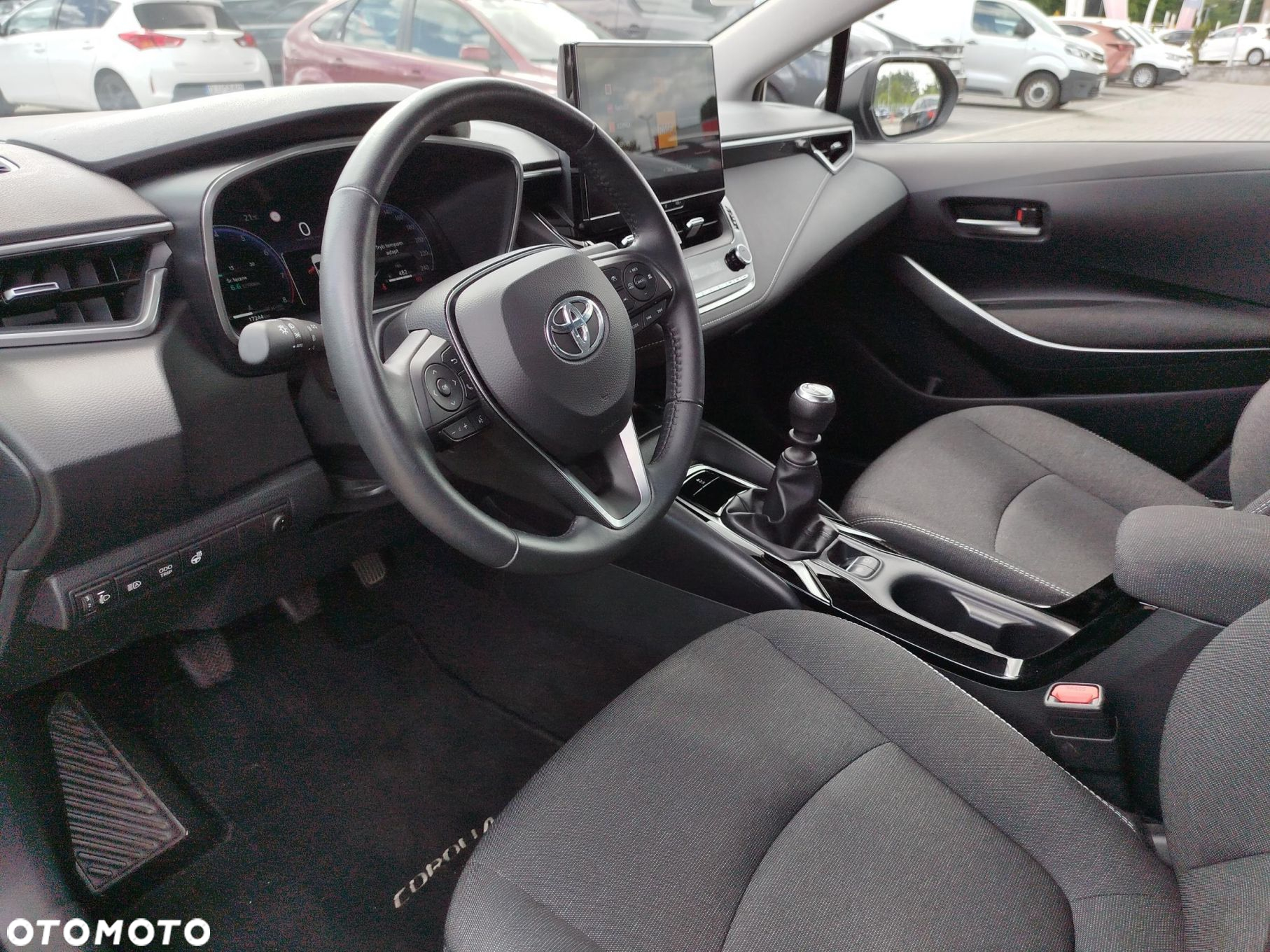 Toyota Corolla - 10