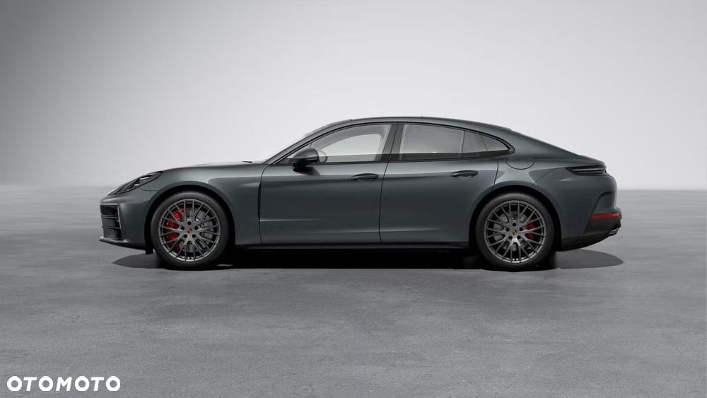 Porsche Panamera - 3