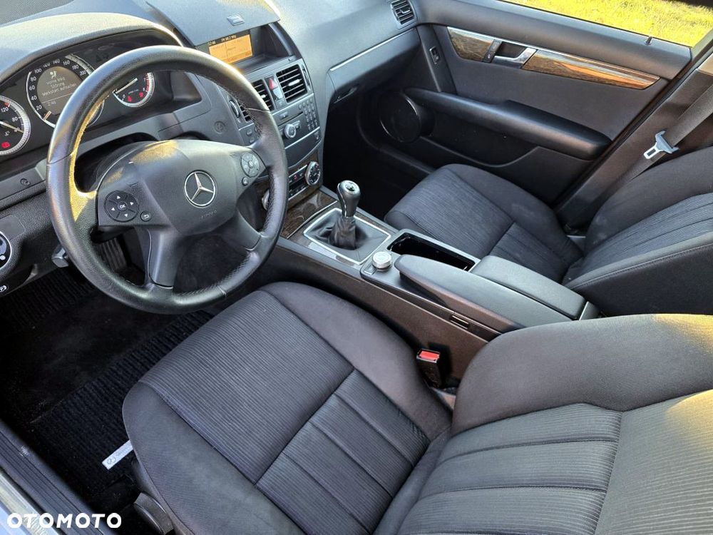 Mercedes-Benz Klasa C 180 Kompressor Avantgarde - 18