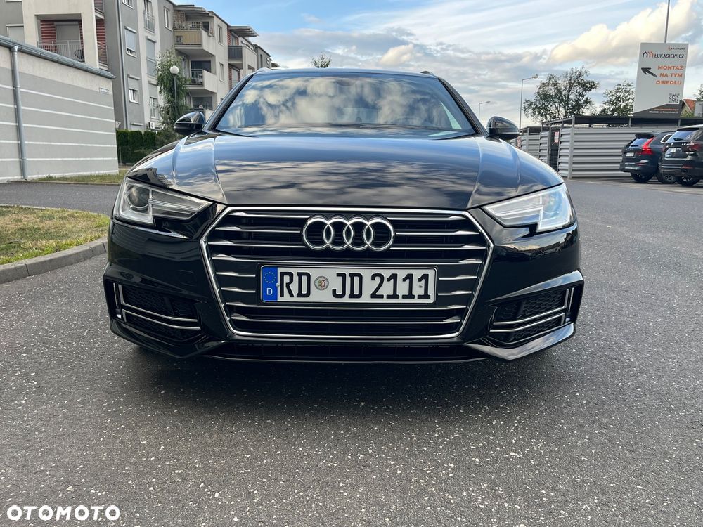 Audi A4 Avant 2.0 TDI S tronic quattro - 1