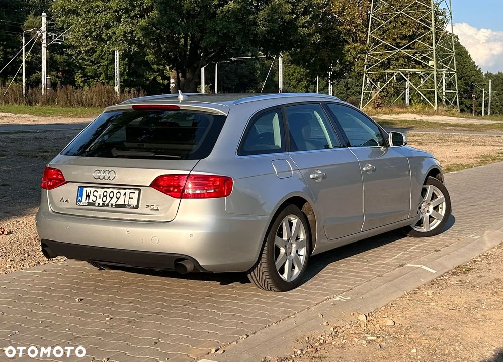 Audi A4 - 4