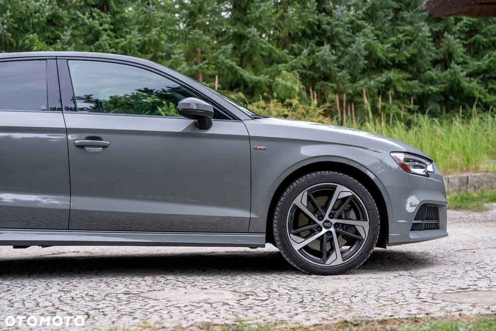 Audi A3 Limousine 40 TFSI quattro S tronic S line - 17