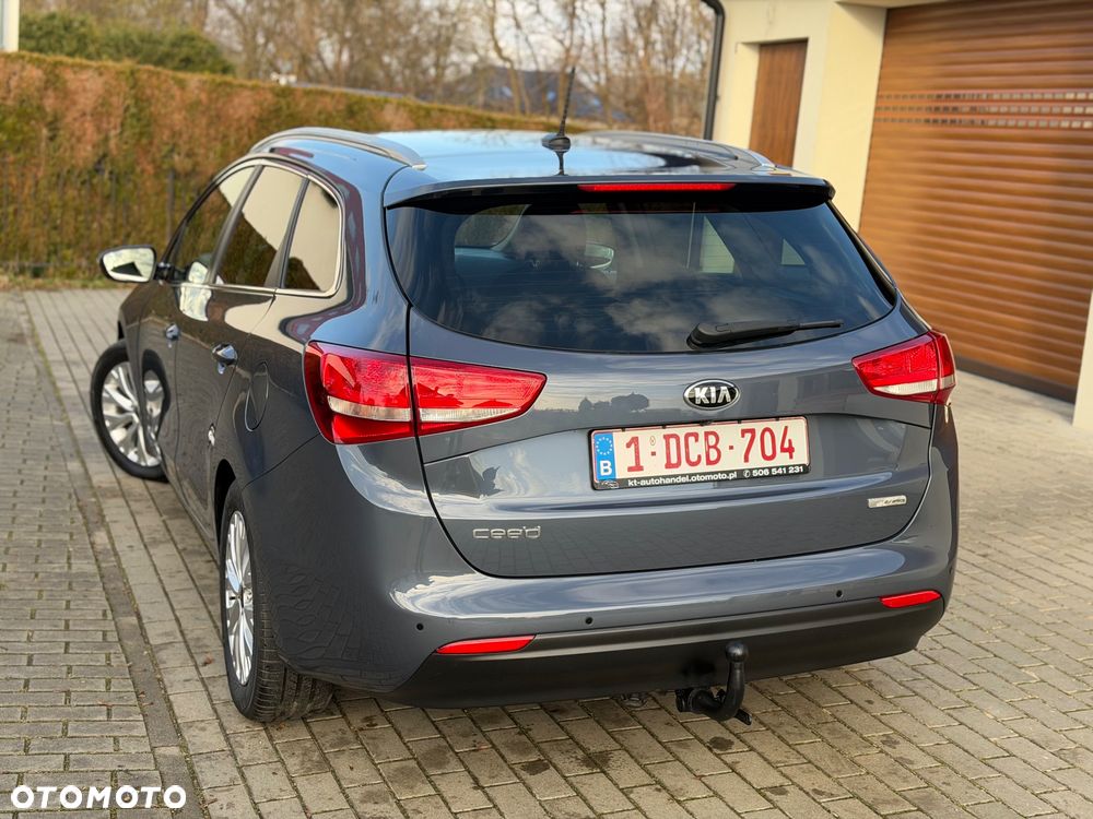 Kia Ceed - 6