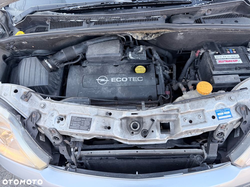 Opel Meriva 1.6 16V Cosmo - 12