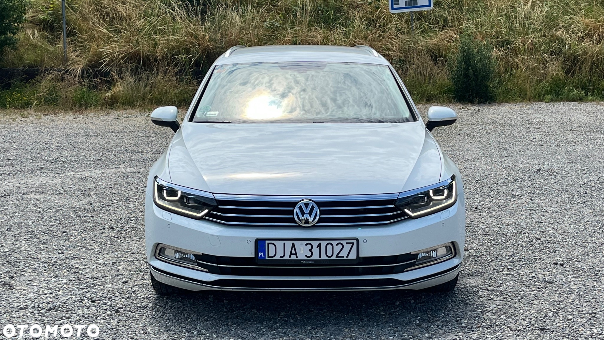 Volkswagen Passat - 2