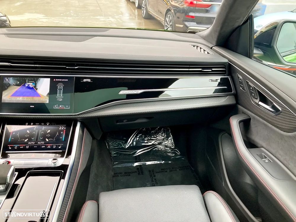 Audi RS Q8 4.0 TFSI quattro Tiptronic - 11