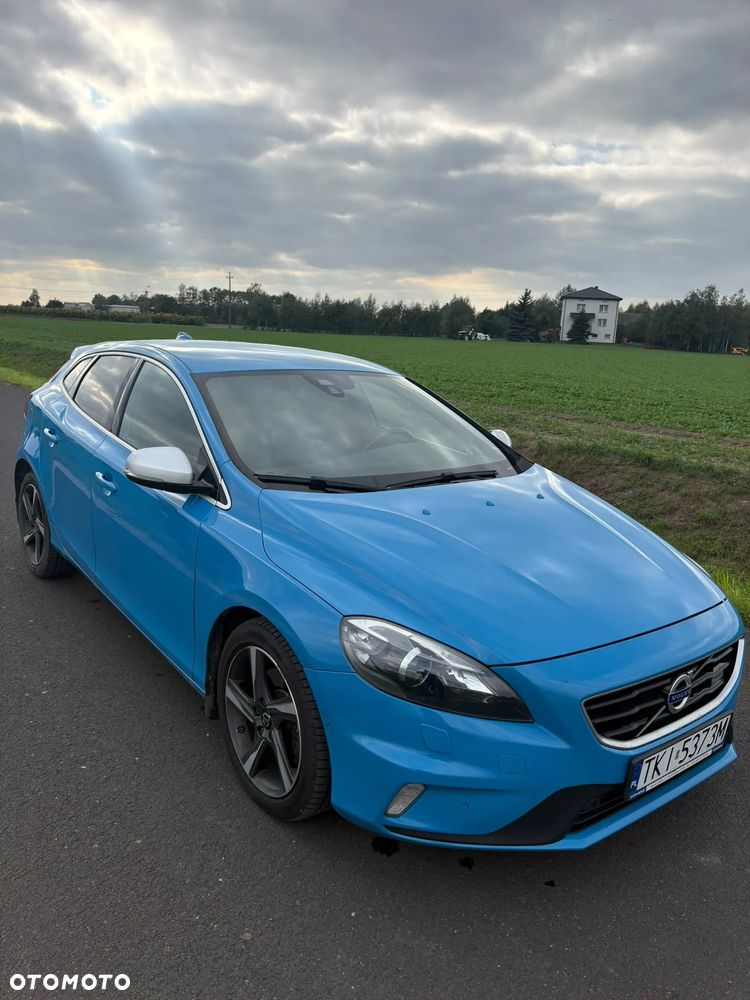 Volvo V40 T4 Summum - 1