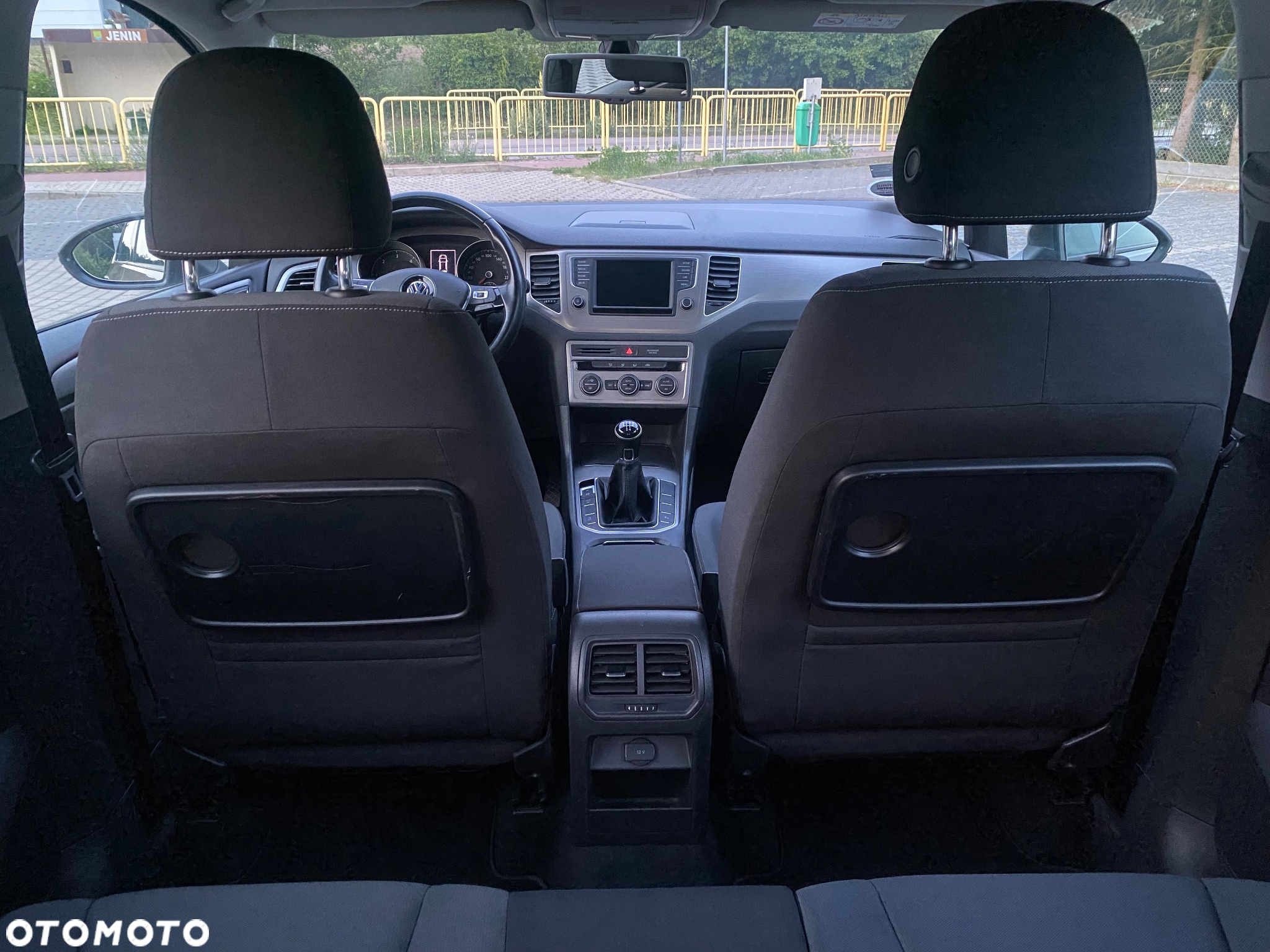 Volkswagen Golf Sportsvan VII SV 1.6 TDI BMT Highline - 23
