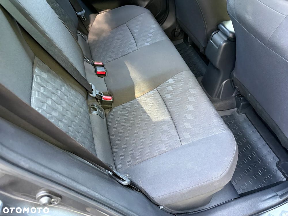 Toyota Yaris Hybrid 1.5 Comfort - 23