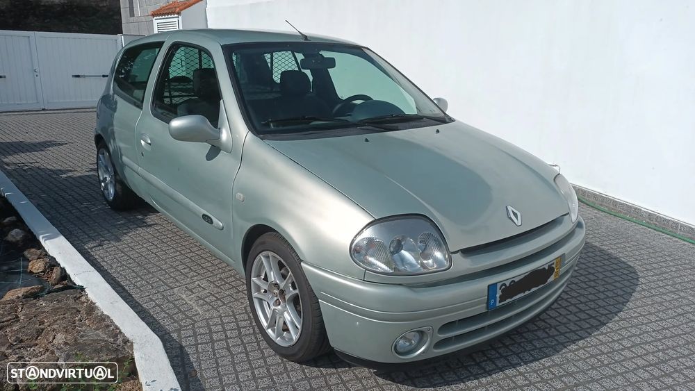 Renault Clio 1.9 D RN - 4