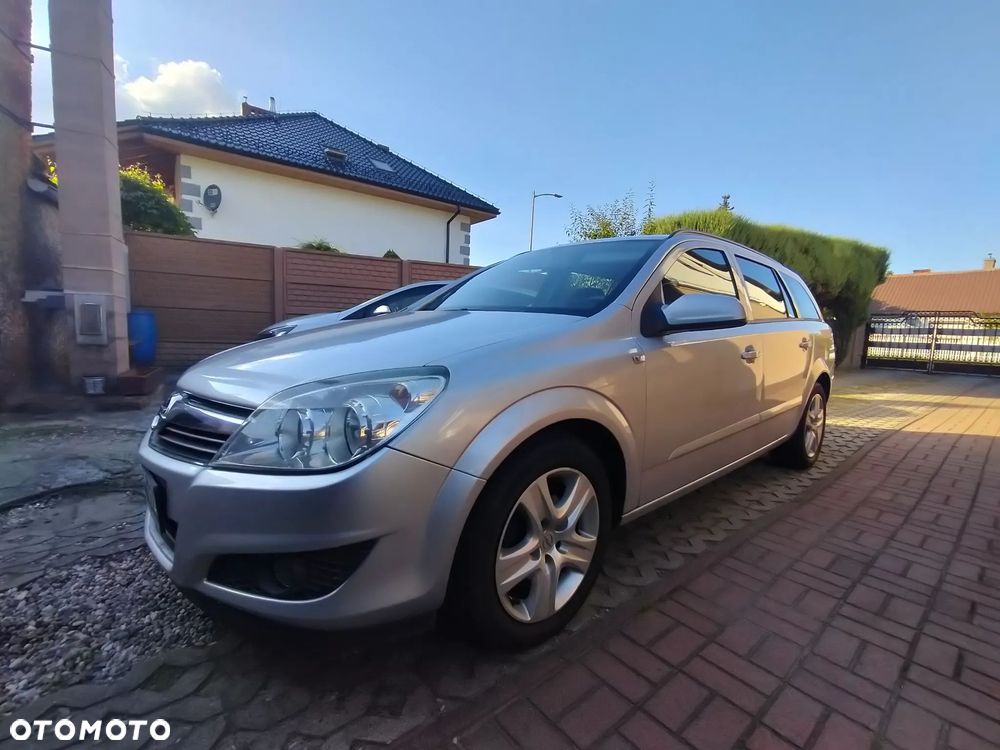 Opel Astra - 16
