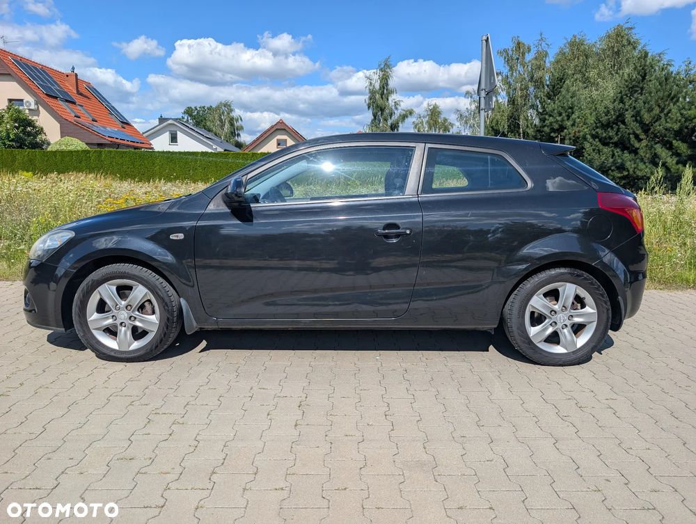 Kia Ceed 2.0 Optimum - 4