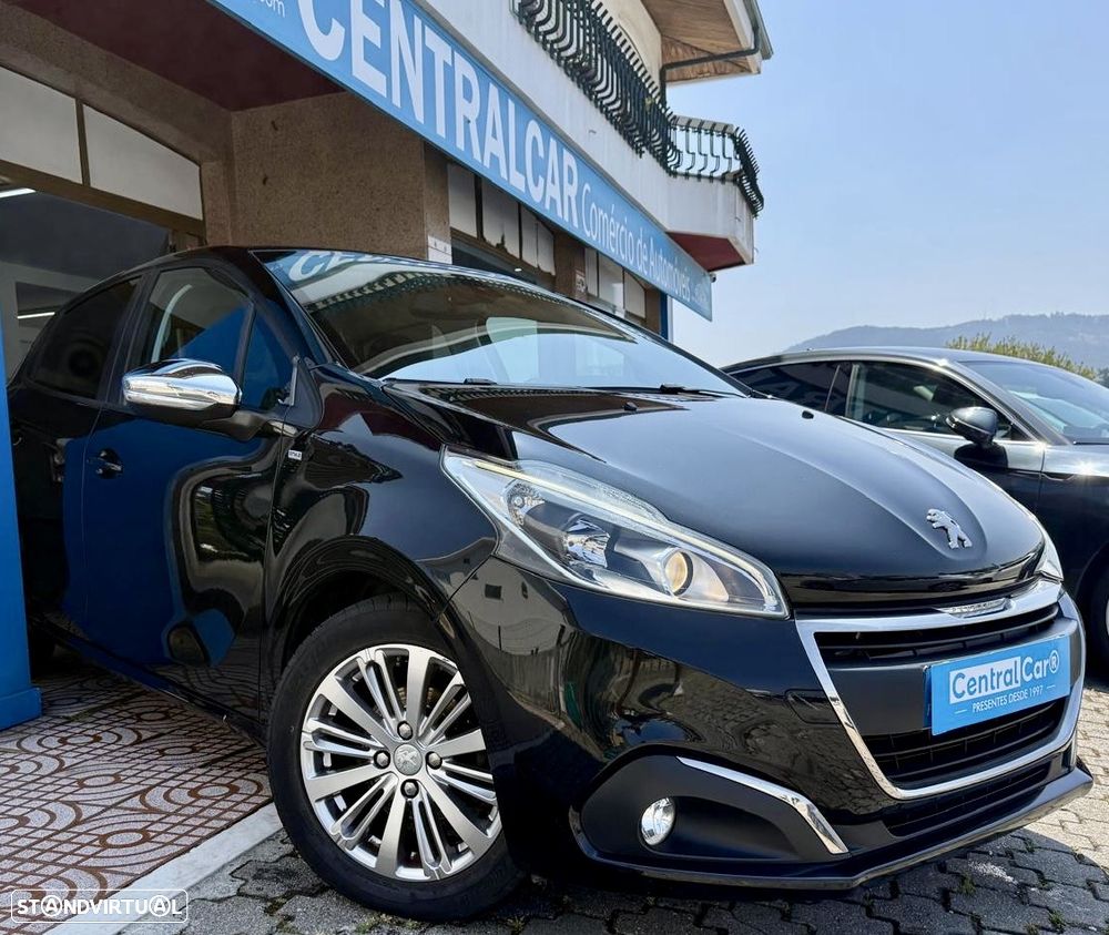 Peugeot 208 1.2 PureTech Style - 1