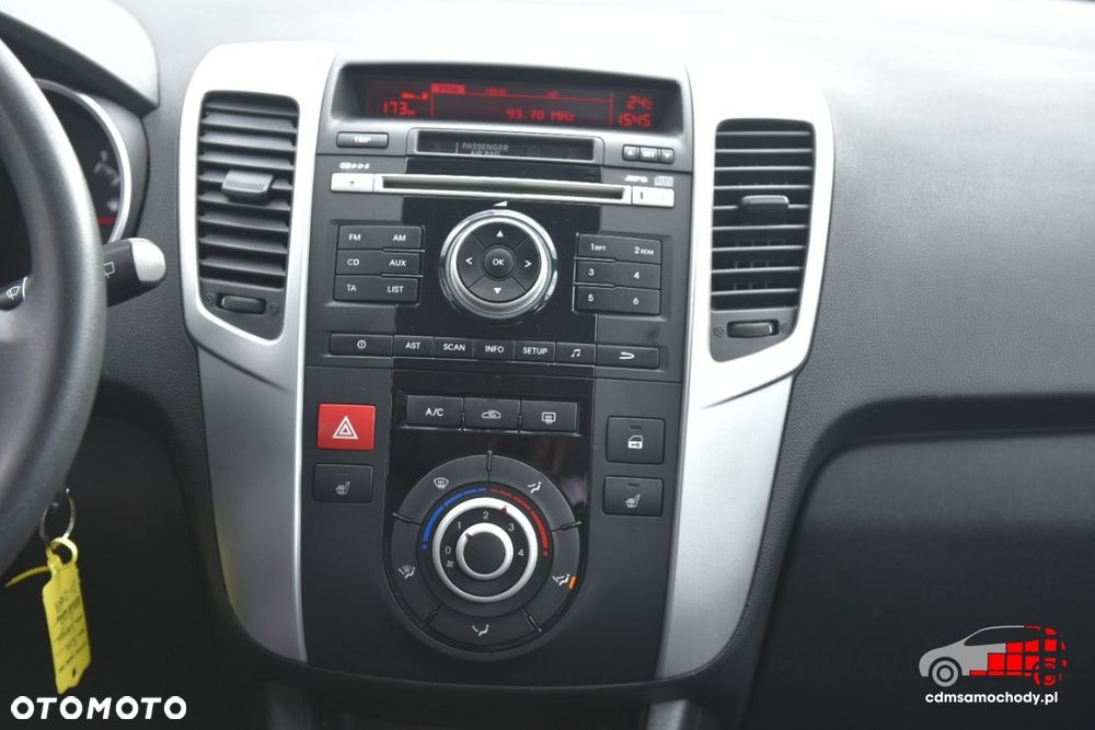 Kia Venga - 25