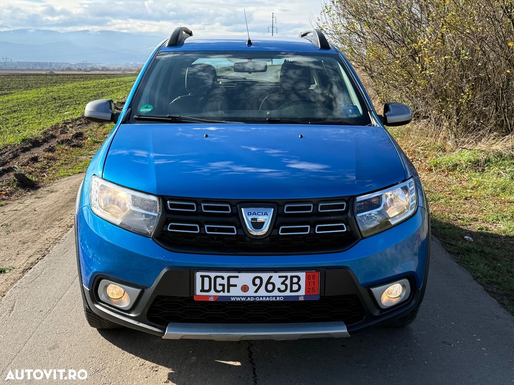 Dacia Sandero Stepway TCe 90 (S&S) Celebration - 2