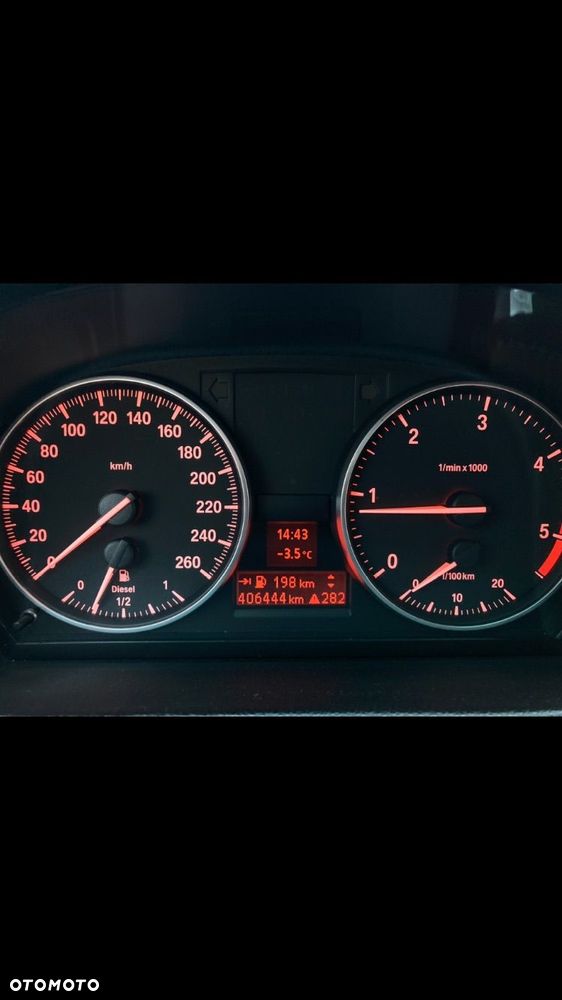 BMW Seria 3 318d - 12