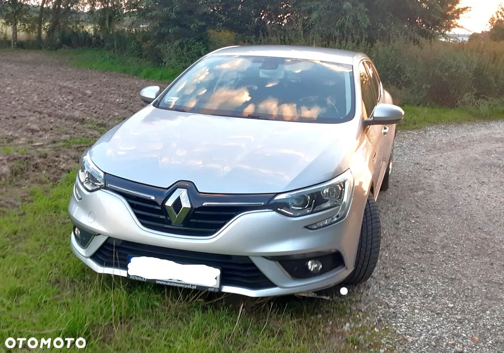 Renault Megane 1.6 SCe Zen - 2