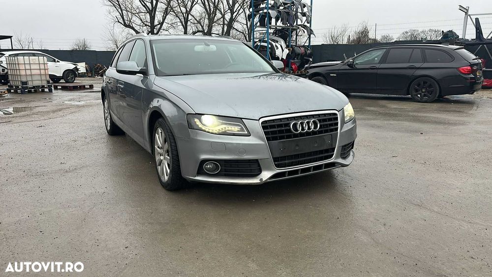 Dezmembram AUDI A4 B8 AN 2011 , 2.0 TDI Cod Motor: CAGA, AUTOMAT - 1