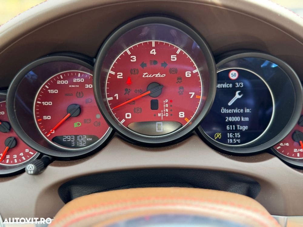Porsche Cayenne - 13