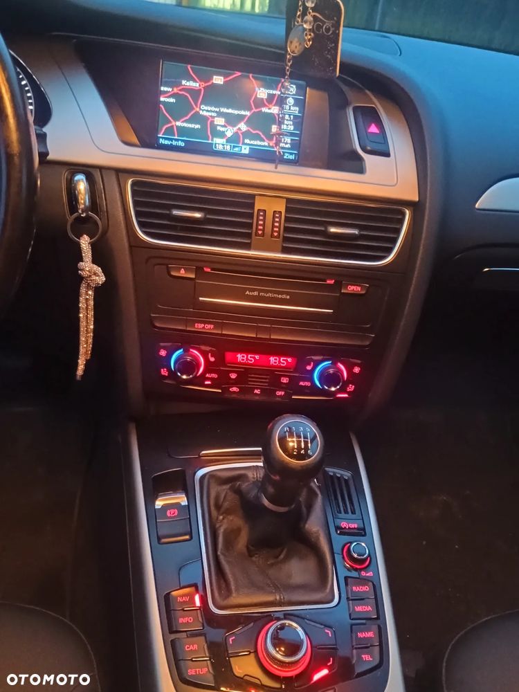 Audi A4 Avant 2.0 TDI - 5