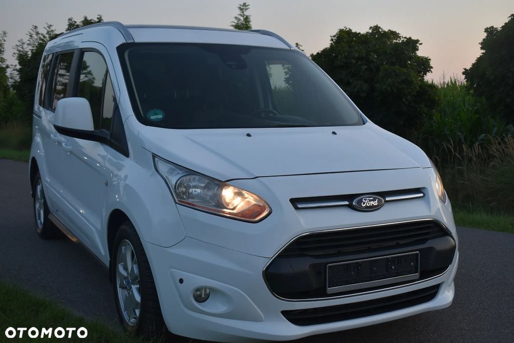 Ford Tourneo Connect - 14