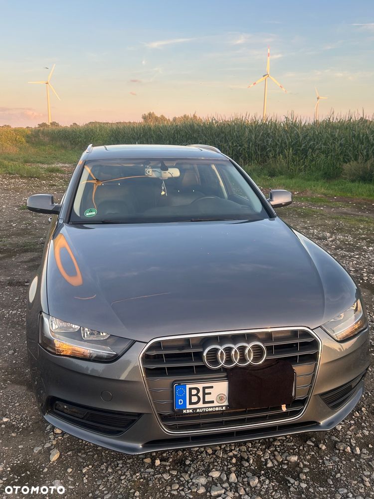 Audi A4 Avant - 2