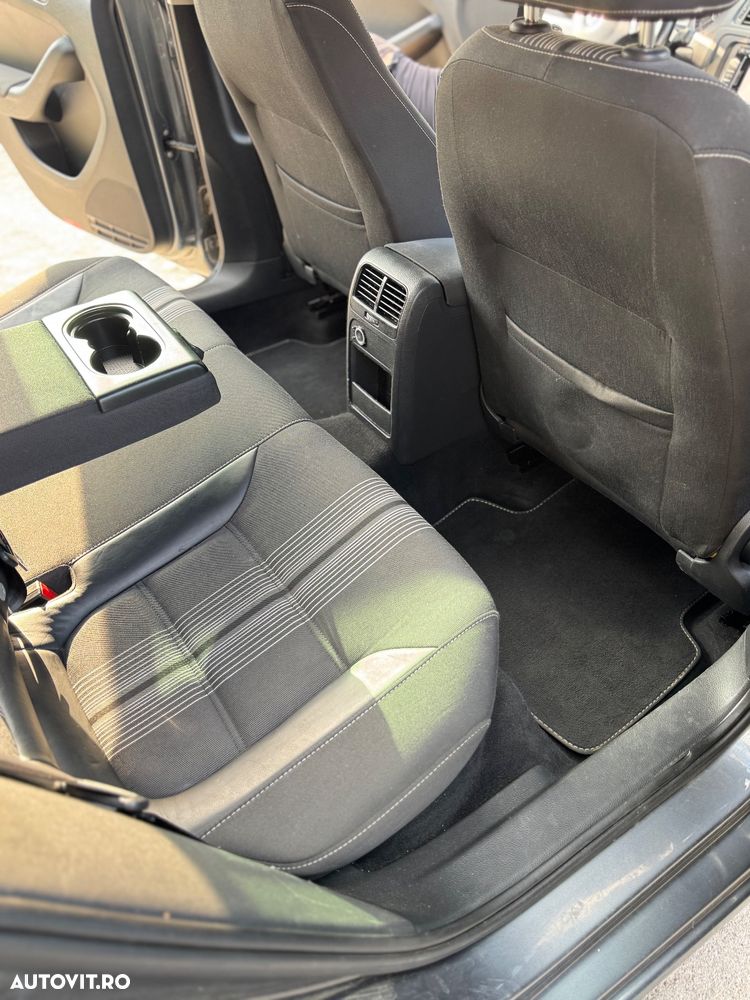 Volkswagen Jetta 2.0 TDI DPF Highline - 22