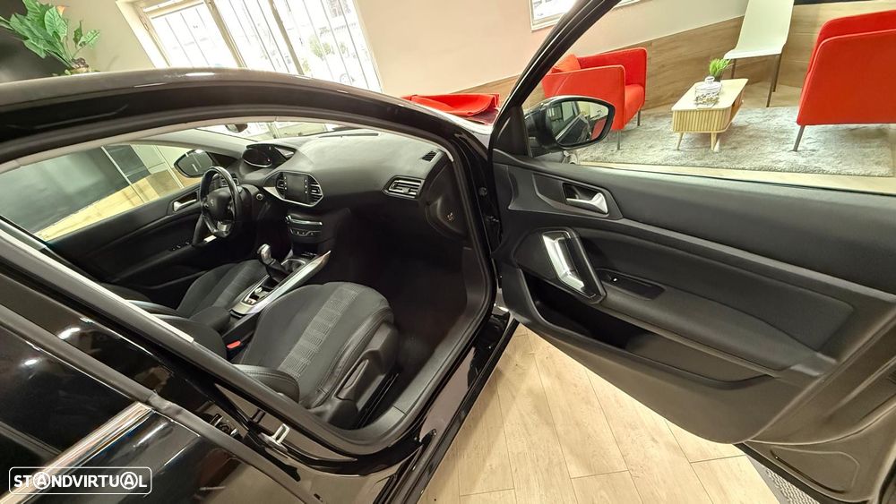 Peugeot 308 PureTech 110 Stop & Start Allure - 19