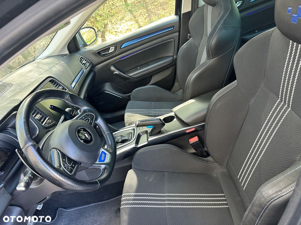 Renault Megane 1.6 TCe GT EDC - 11
