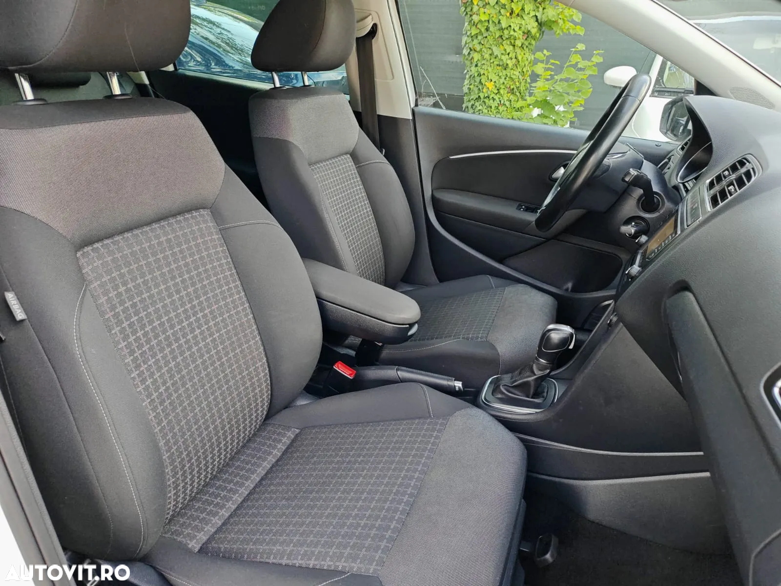 Volkswagen Polo 1.4 TDI CR BMT DSG Comfortline - 6