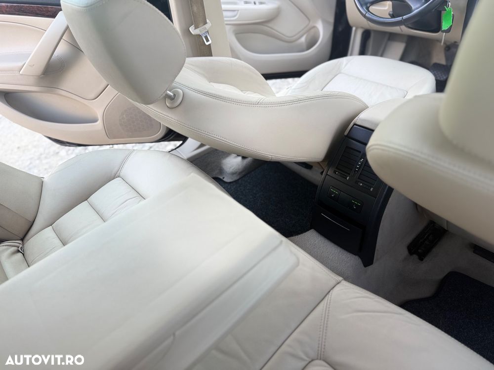 Skoda Octavia 1.6 TDI DPF DSG Elegance - 13