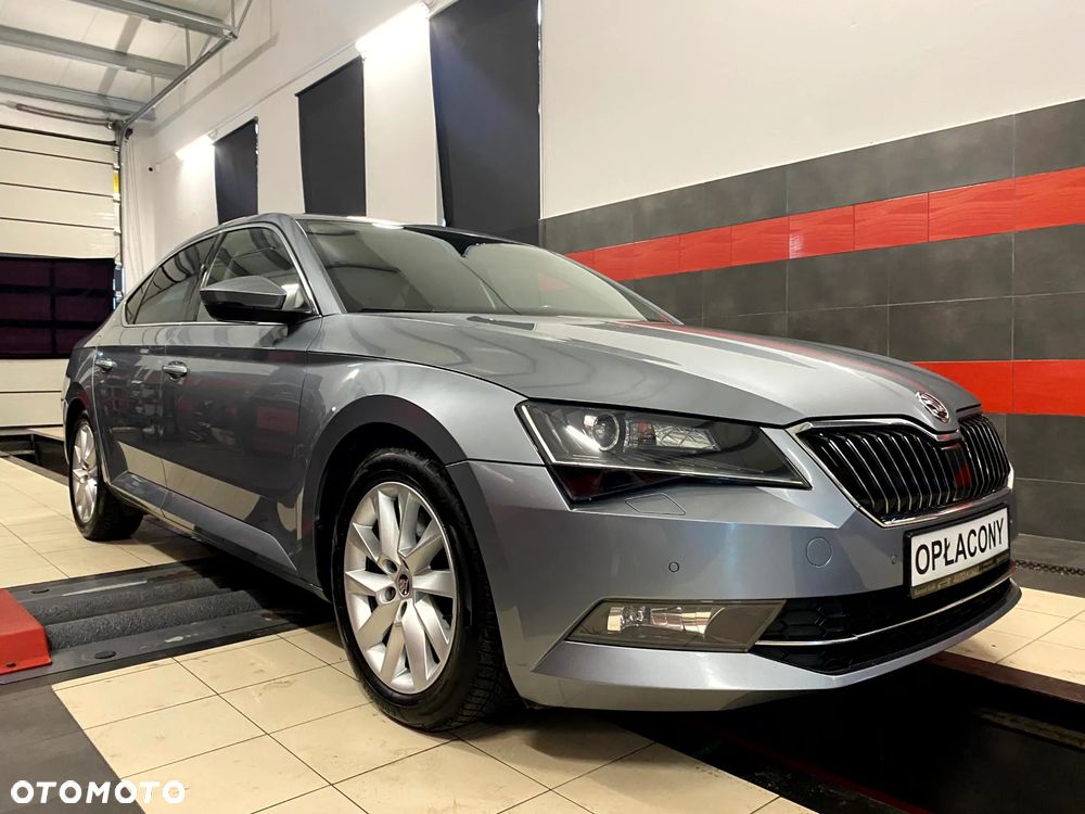 Skoda Superb 2.0 TDI Sportline DSG - 7