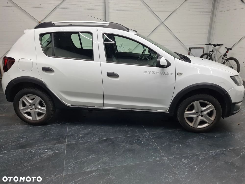 Dacia Sandero Stepway 0.9 TCe Laureate S&S EU6 - 28