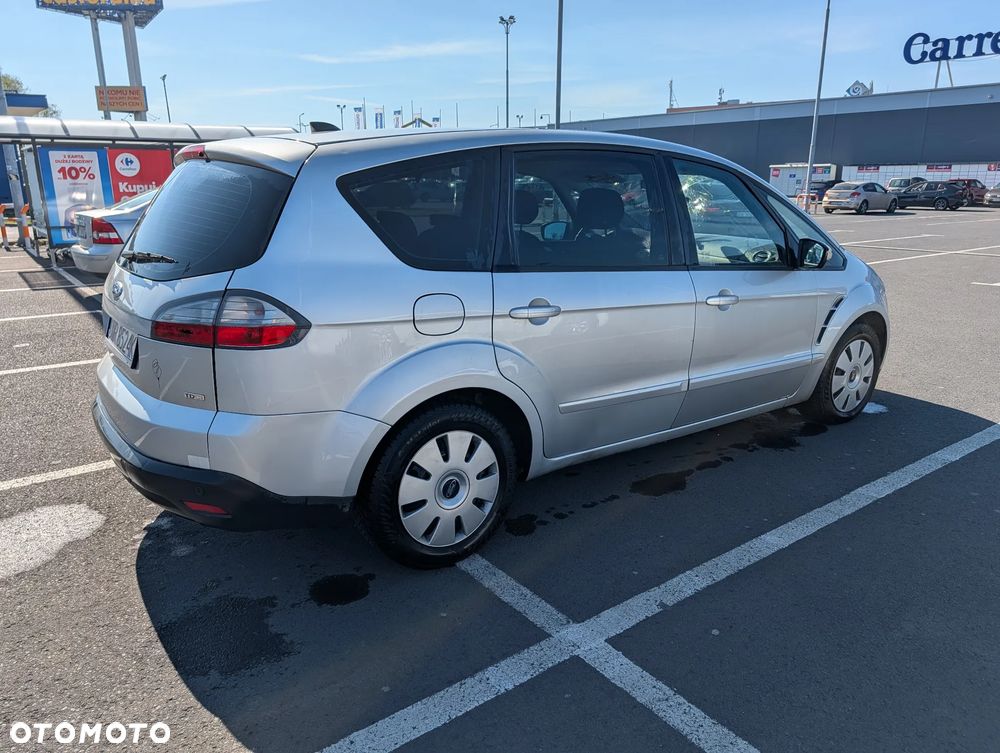 Ford S-Max - 4